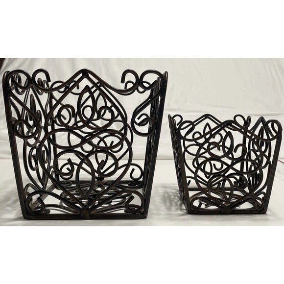 Southern Living at Home Rosedale Plant Holders Set of 2 Estate Iron Collection - Picture 1 of 8